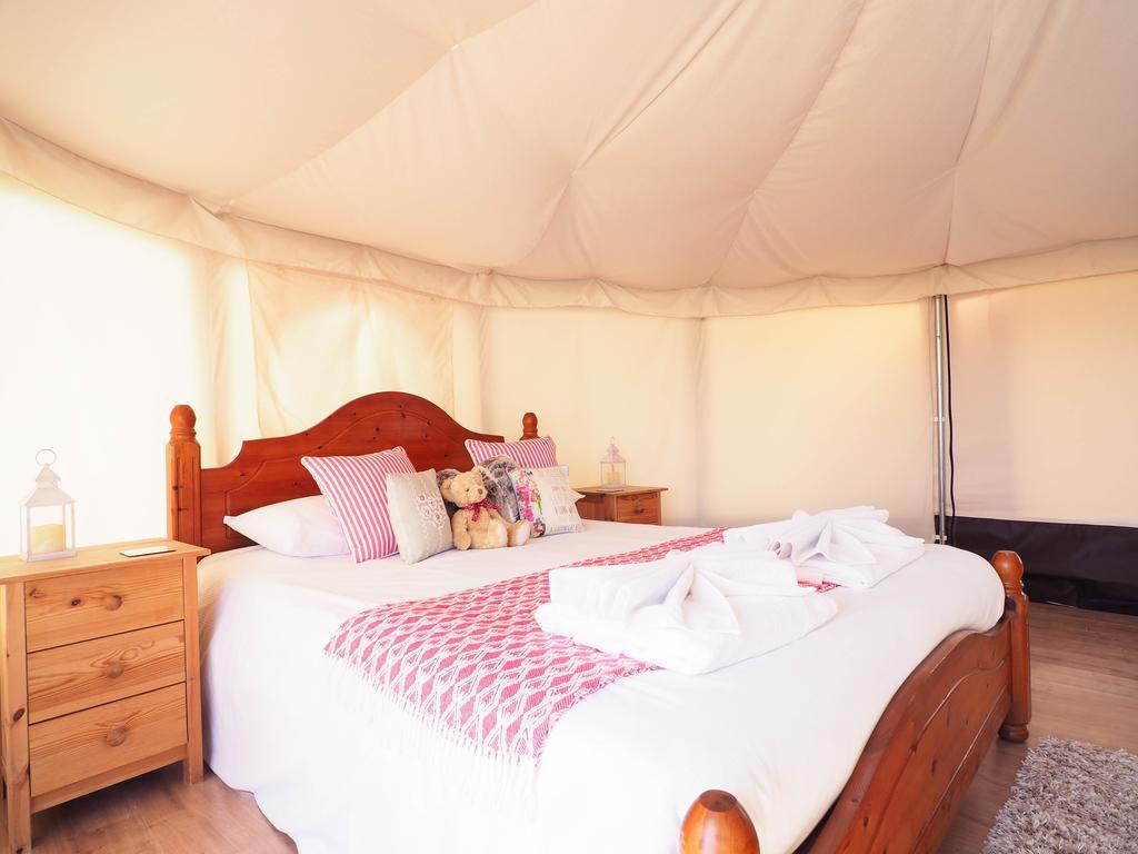 Hotel Old Dairy Farm Glamping à Emsworth Extérieur photo